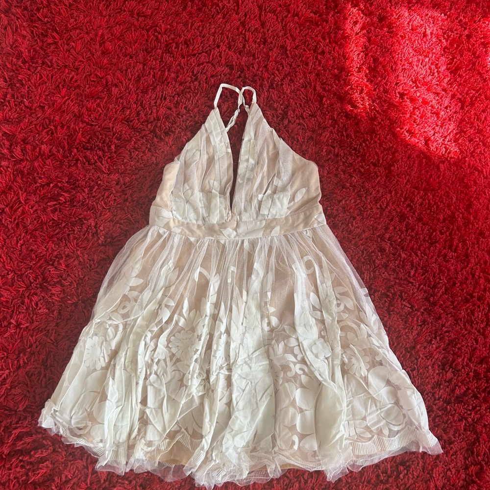 Luxxel White Floral Dress